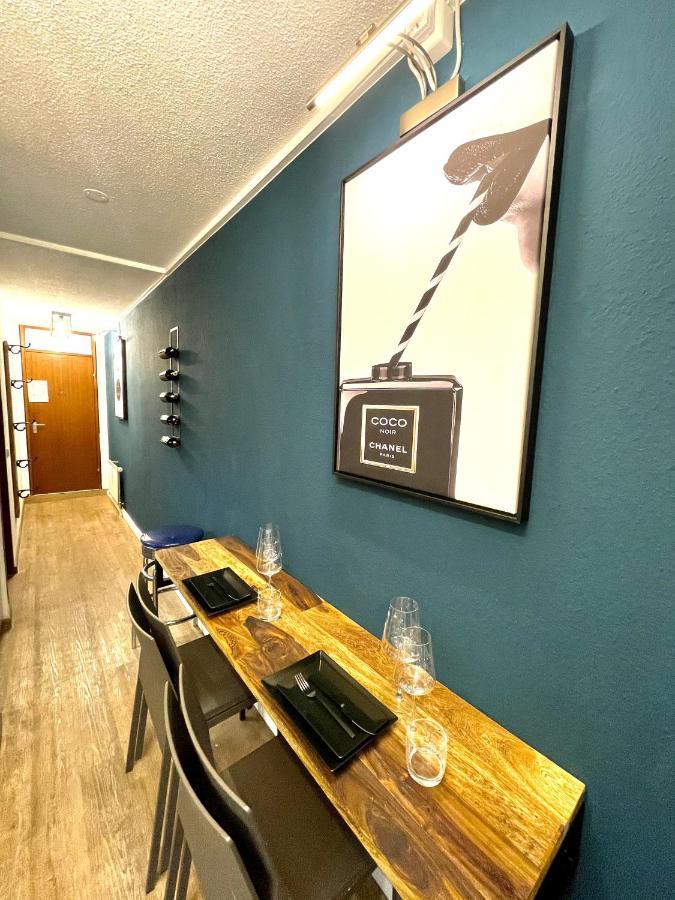 Boutique Apartment Am Bahnhof Friburgo de Brisgovia Exterior foto