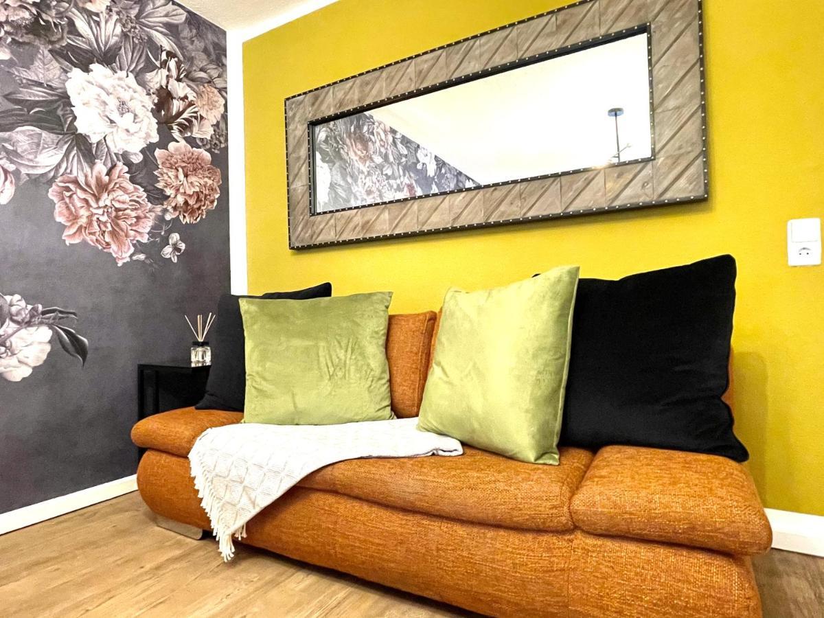 Boutique Apartment Am Bahnhof Friburgo de Brisgovia Exterior foto