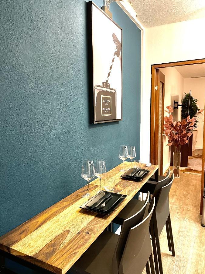 Boutique Apartment Am Bahnhof Friburgo de Brisgovia Exterior foto